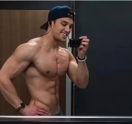 怎么样健身练肌肉(如何在家健身练肌肉)