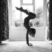 没有腰身怎么练(没有腰身怎么练腹肌)