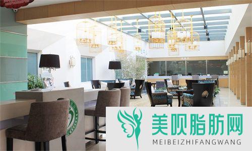 安医二附院整形美容科隆胸价格表(安医大二附院激光美容)