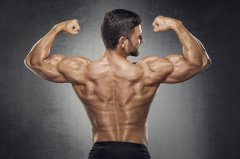 背肌哑铃锻炼方法(背肌哑铃锻炼方法图解)