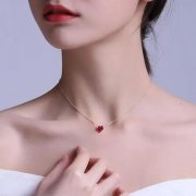 练锁骨的方法图解(简单的练锁骨的方法)