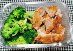 鸡肉怎么做卡路里低(鸡腿肉怎么做热量低)