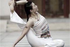 贴墙马步会瘦腿吗(贴墙扎马步瘦哪里)