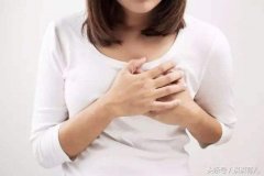 产后乳头堵塞了怎么办(产后乳房堵奶怎么通乳)