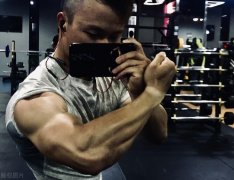 3头肌锻炼方法(锻炼三头肌有的方法)