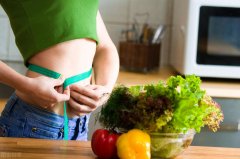 夏天瘦身的方法(夏天快速减肥的方法)