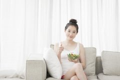走路怎么练臀(怎么用臀部肌肉走路)
