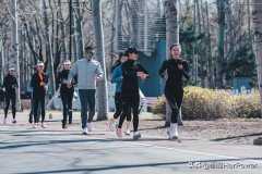 跑步后喝牛奶瘦腿吗(跑步后喝牛奶瘦腿吗有用吗)