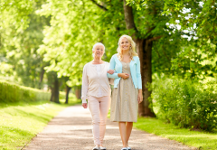 饭后坚持散步怎么也不瘦(每天饭后坚持走路能不能瘦)