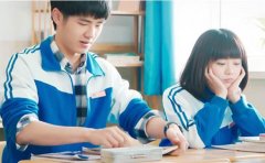 高中生坐着怎么瘦腿(学生久坐怎么瘦腿)