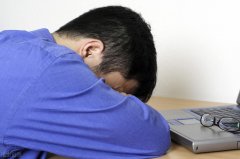男生夏天有的减肥方法(男生实用的减肥方法)