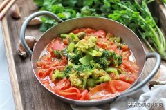 减肥餐西兰花怎么做(减肥餐西兰花怎么做才好吃)