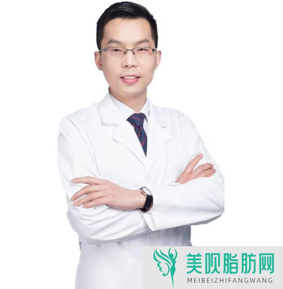 “李志伟，上海美若星辰医疗美容门诊”