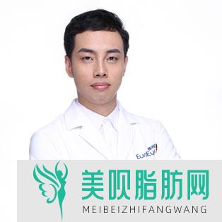 深圳名品医疗美容门诊部钟潇健
