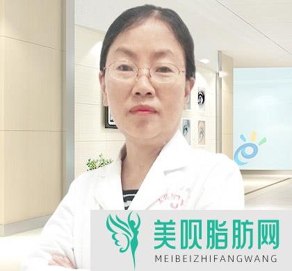 万州爱尔阳光眼科医院董梅