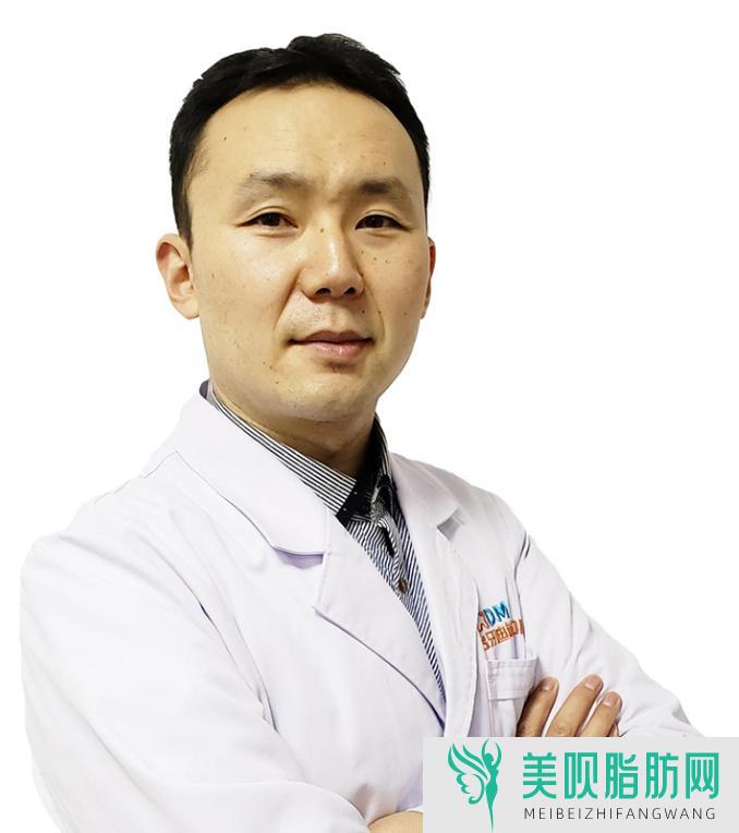 兰州台牙迪萌口腔门诊部张怡琳