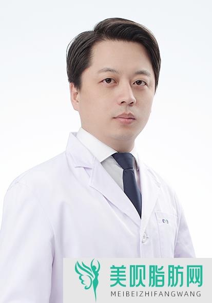 铁岭爱尔眼科医院赵光明